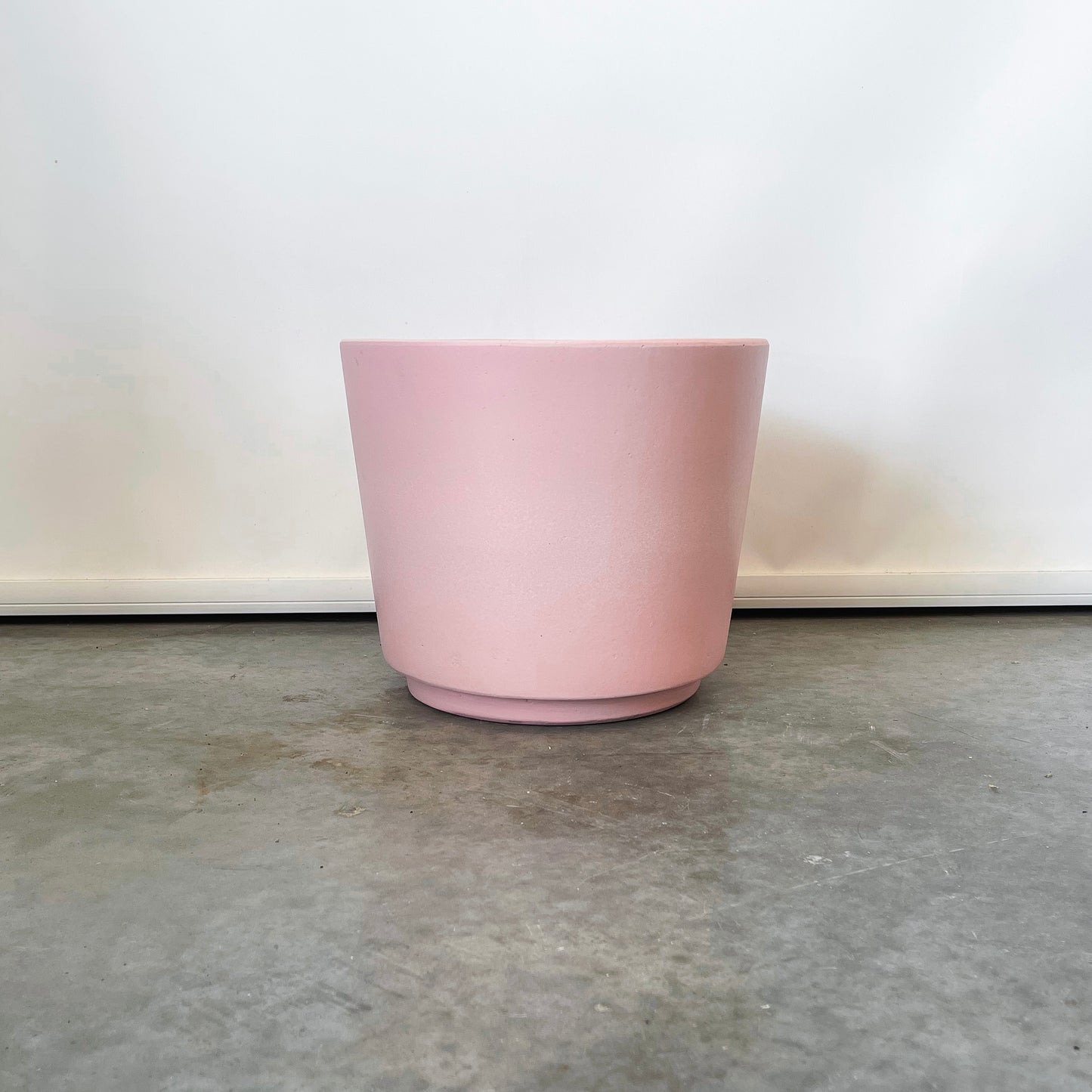Pedestal Pot Pink