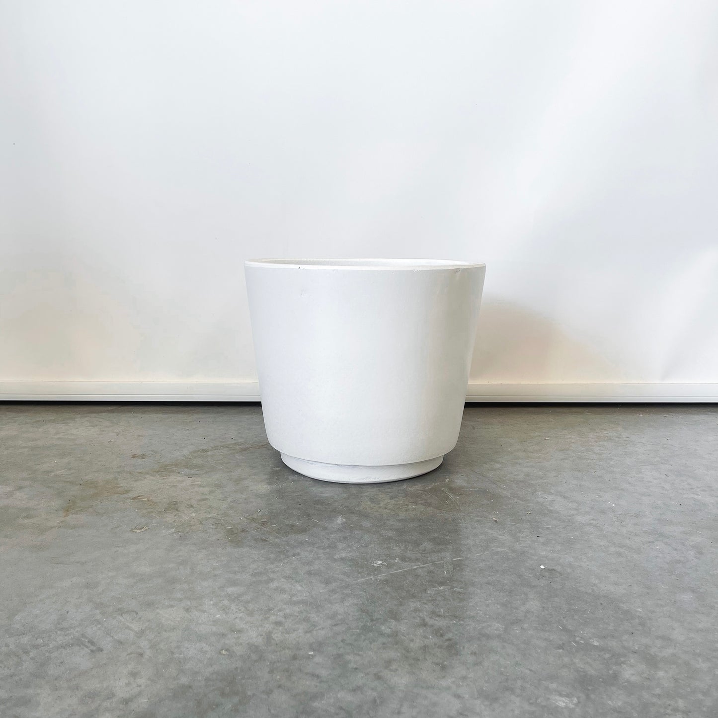 Pedestal Pot White