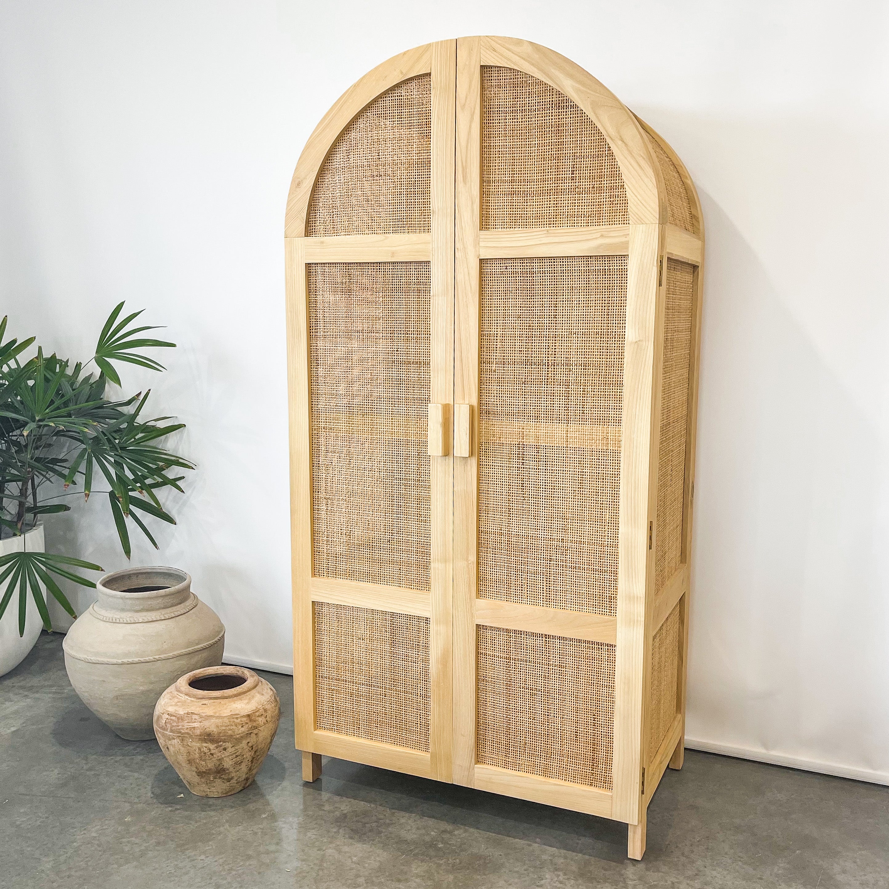 Rattan arch store cabinet